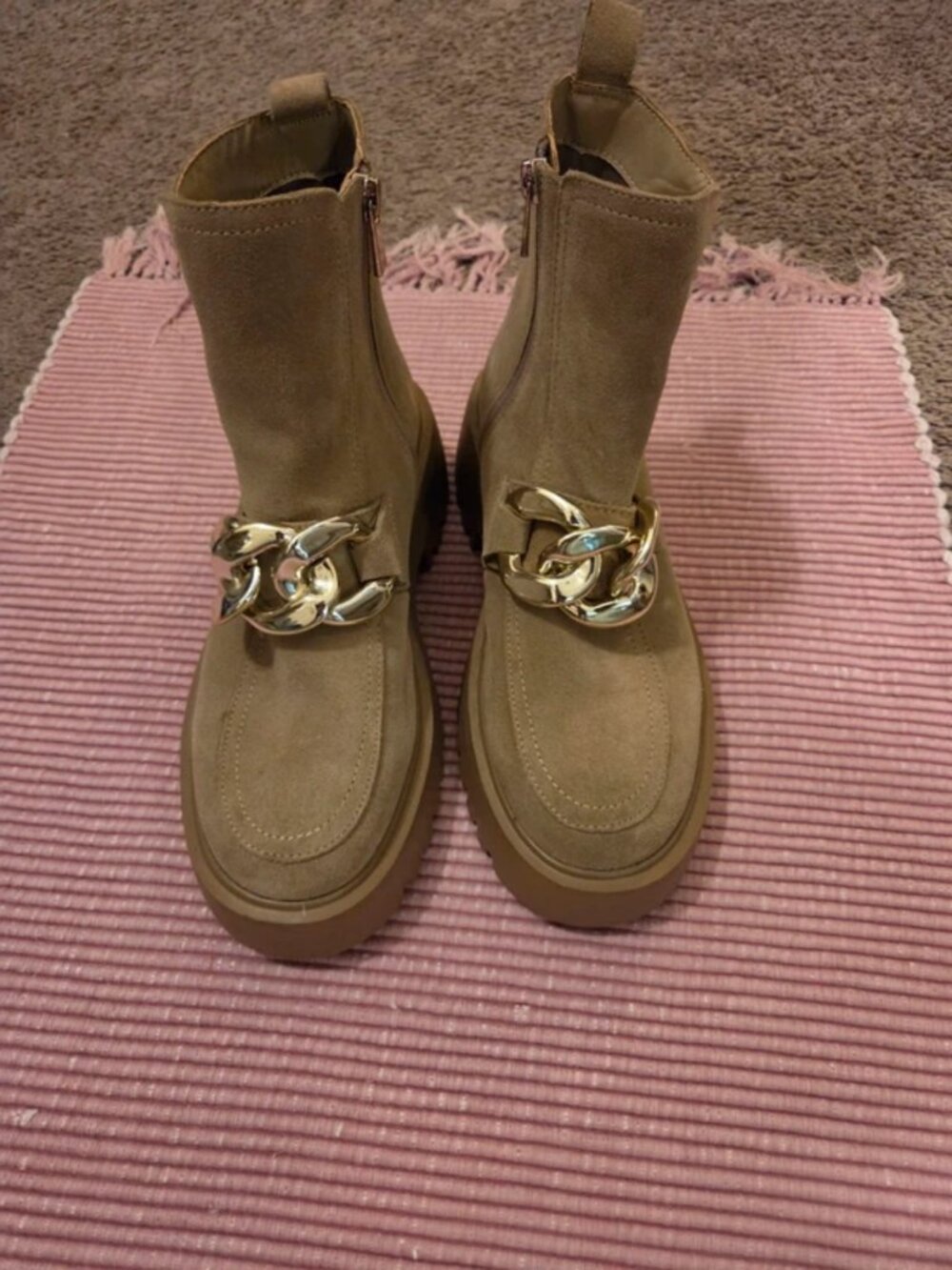 Steve Madden Suede Boots